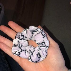 HANDMADE “GUCCI” SCRUNCHIE